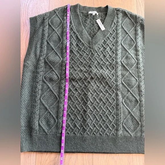 NWT MADEWELL Cable Knit Wool Blend V-Neck Sweater Vest Women’s Size Large Green - Picture 6 of 7
